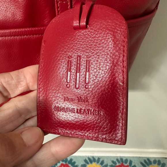 ili New York Genuine Leather Shoulder Tote Handbag Laptop Bag in Red EUC - Picture 6 of 12